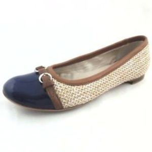 AGL Raffia Patent Cap Toe Ballet Flat
EU 39.5